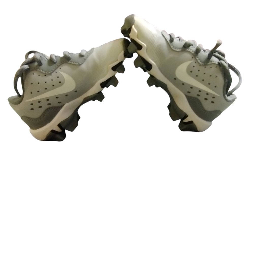 Like New! Nike Kids Gray and White Diamond Fastflex Baseball Cleats Shoes 10C